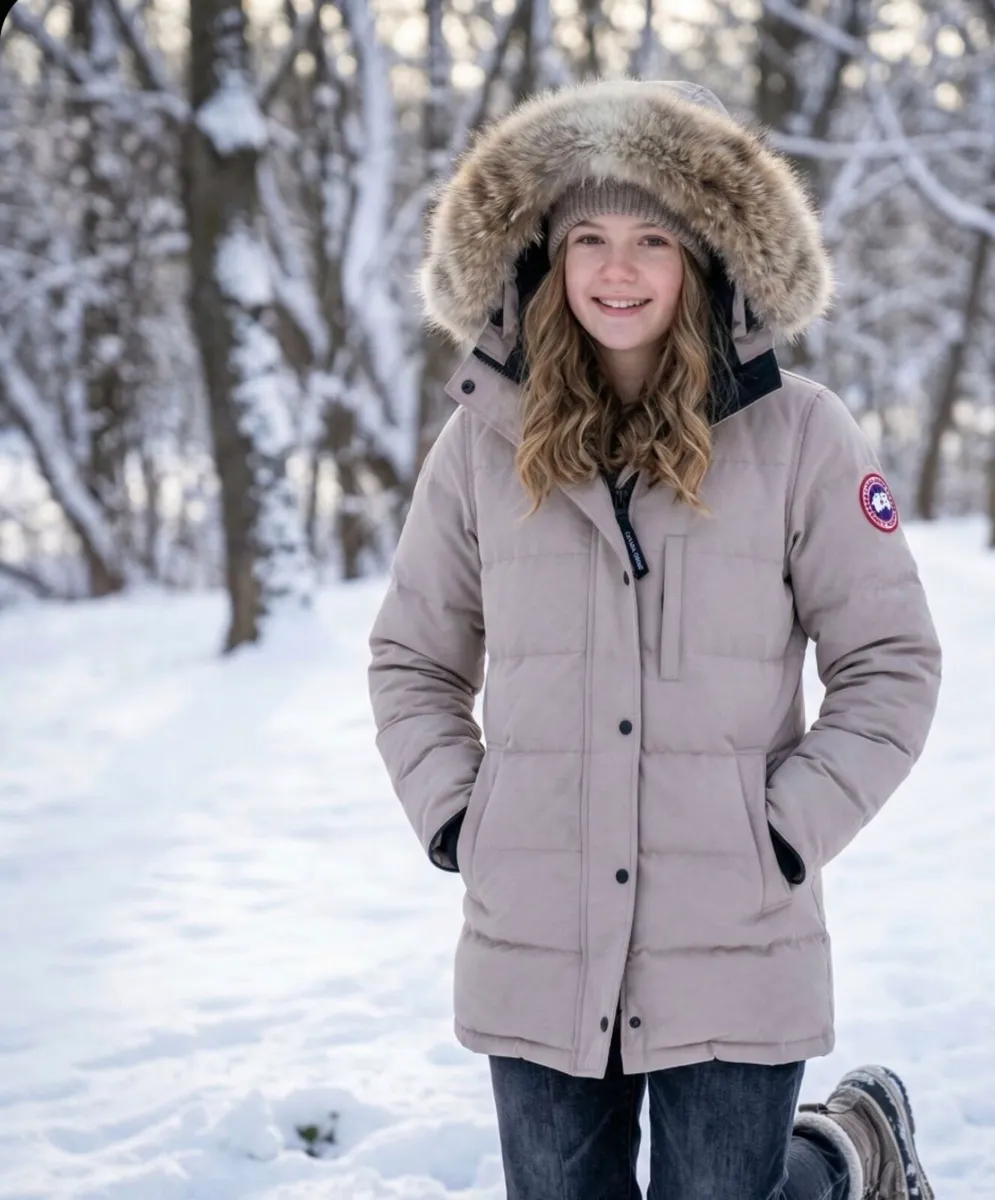 Canada goose jacket - Image 2