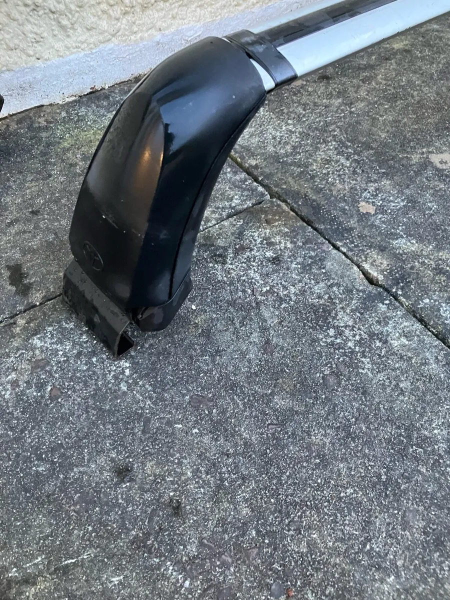 Roof bars / roof rails - Image 3