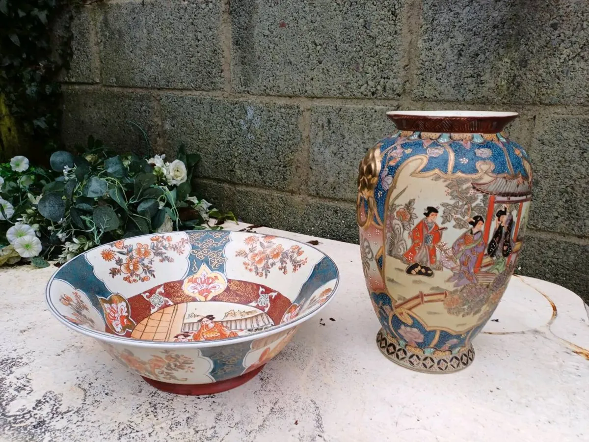 Antique Japanese Bowl & Vase - Image 3