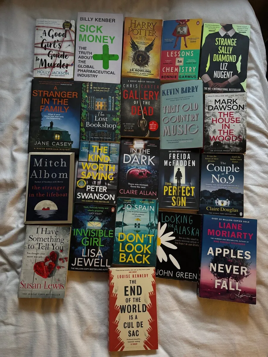 Book collection - Image 2