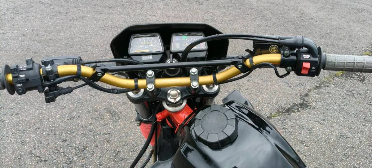 Yamaha XT 600   1984 - Image 3