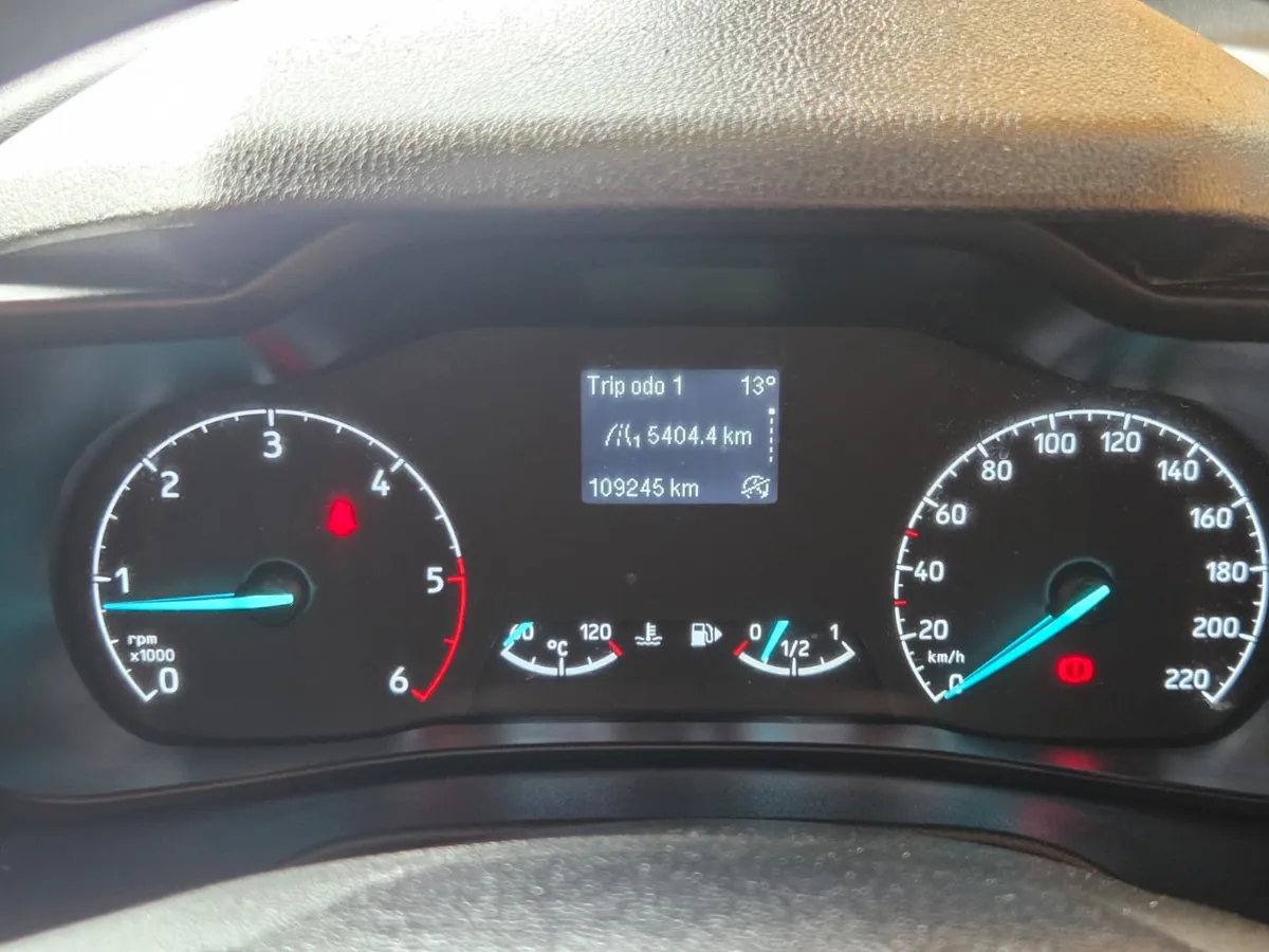 Ford Transit 2021 - Image 4