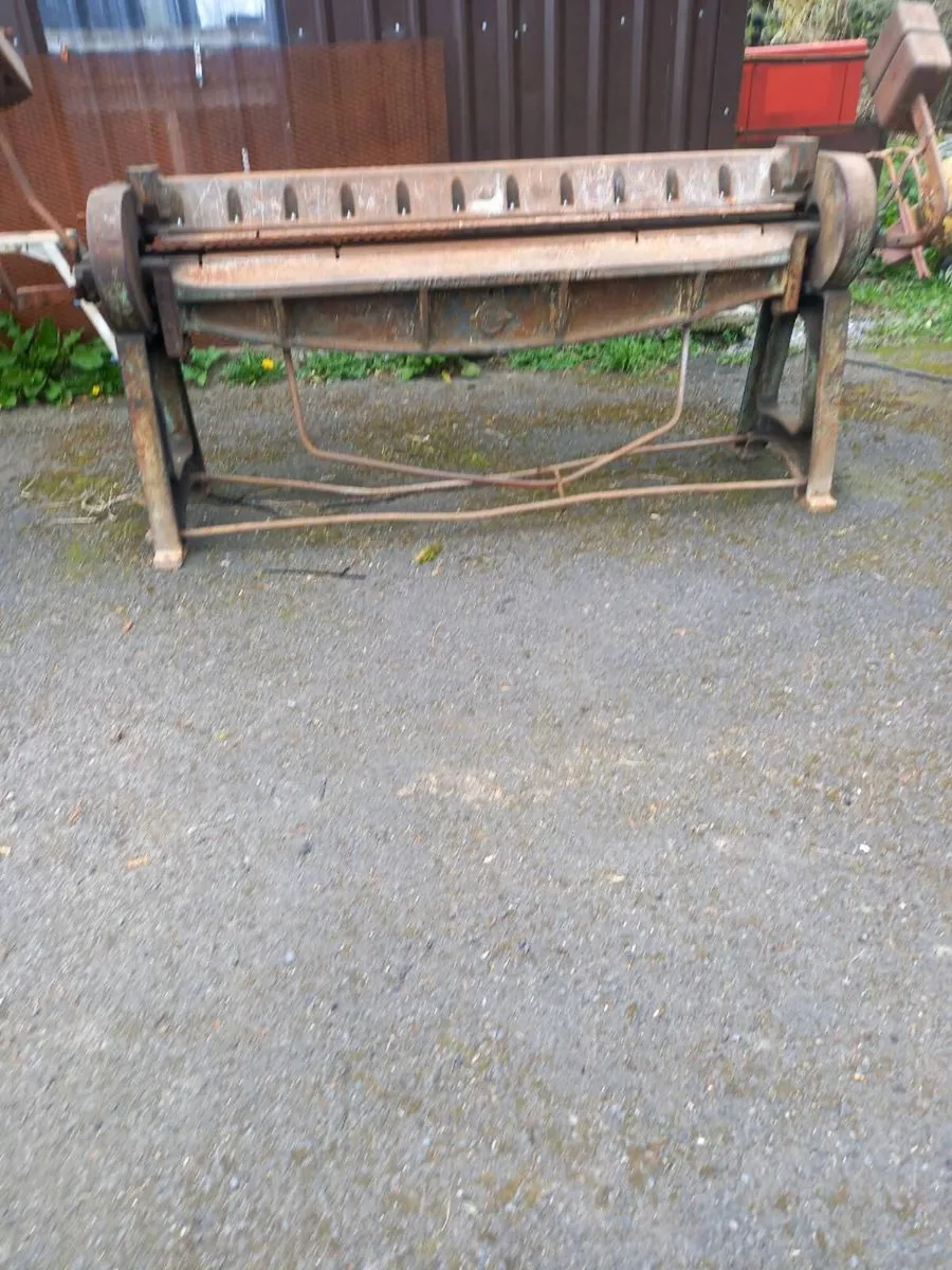 Sheet metal folder - Image 2