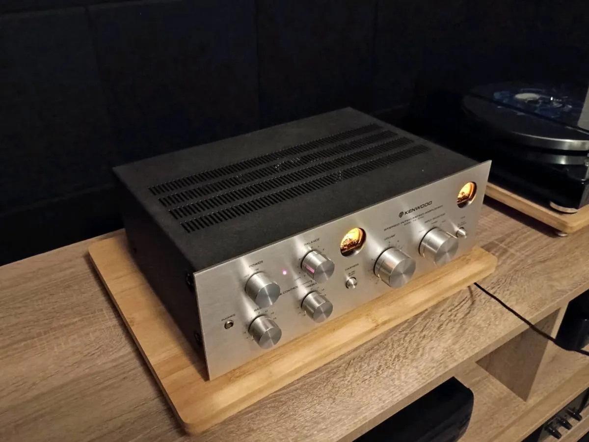 KENWOOD KA-370with VU indicators - Image 3