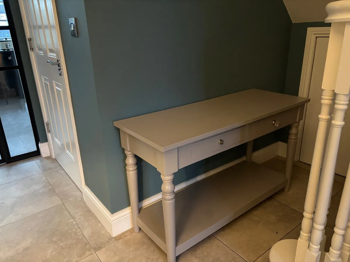 Consol table - Image 4
