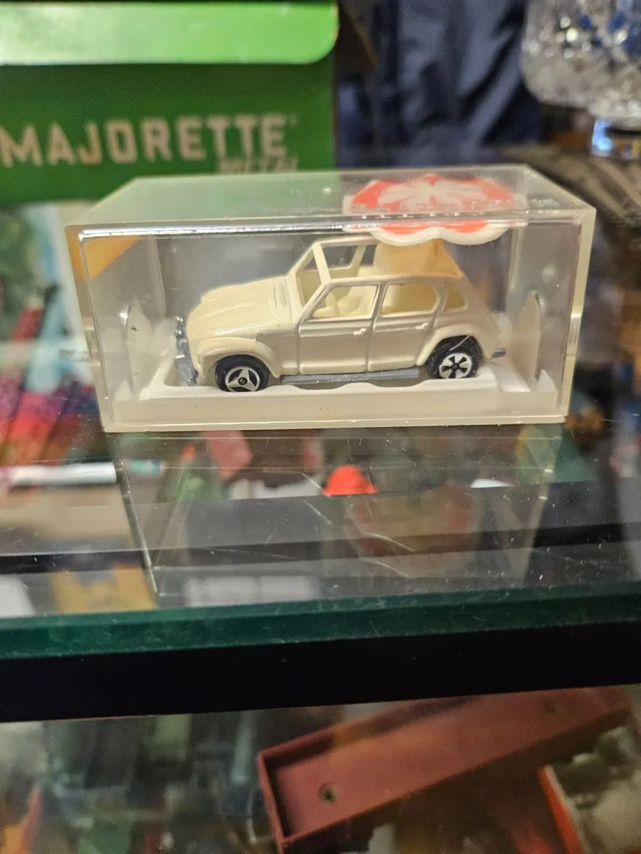 Corgi Majorette Citroën 2CV - Image 2