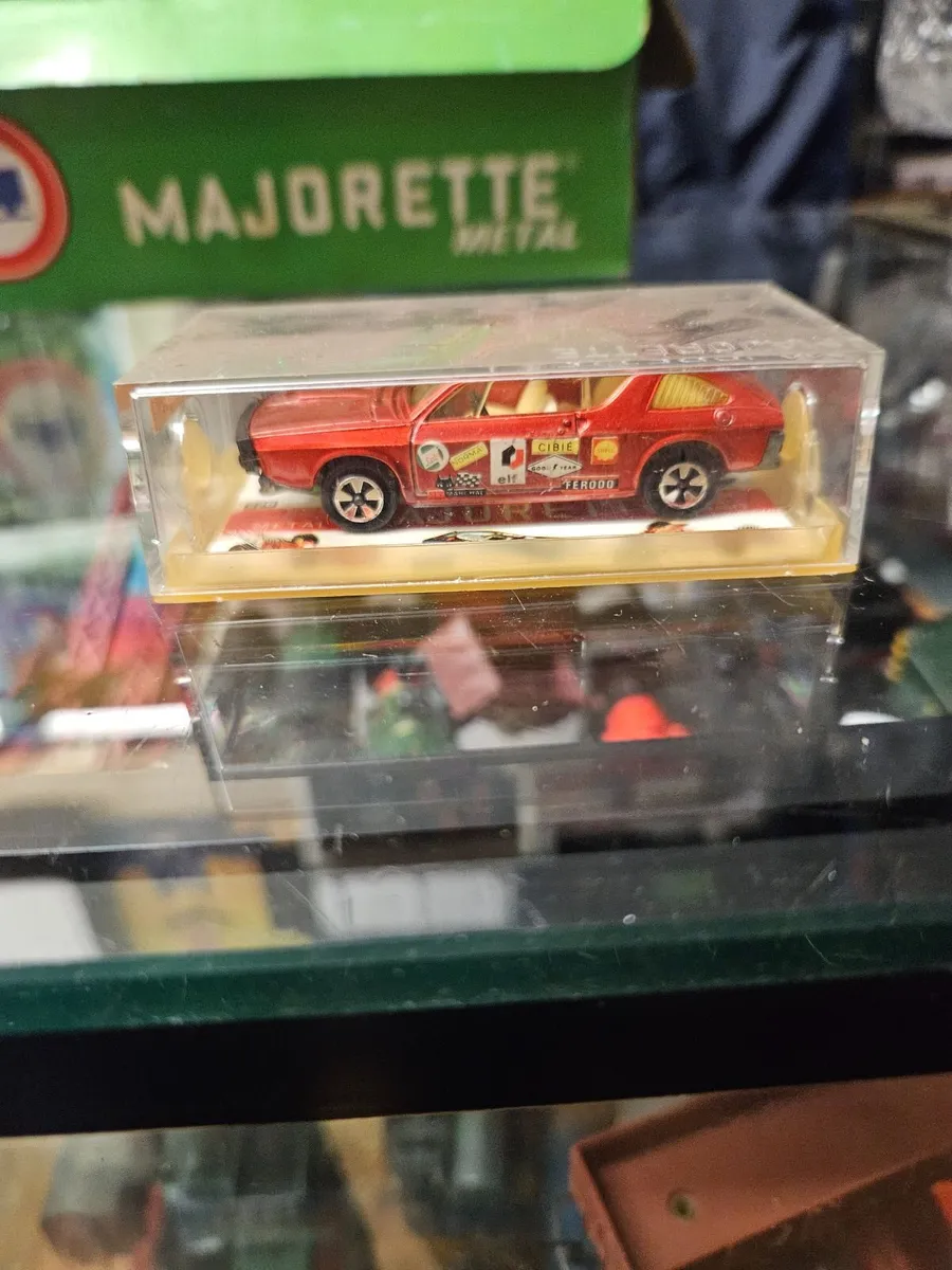 Corgi Majorette Renault - Image 2