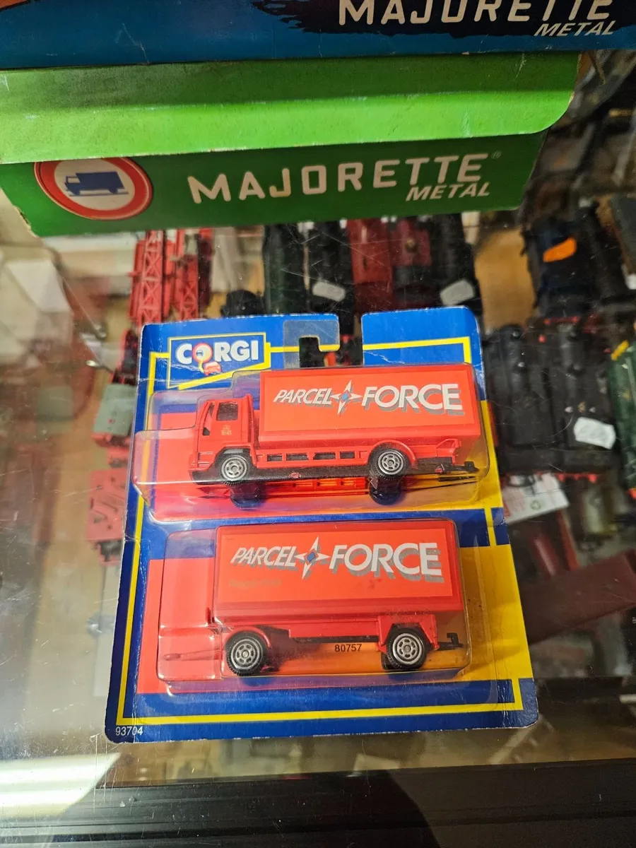 Corgi Ford Parcel Force Truck and Trailer