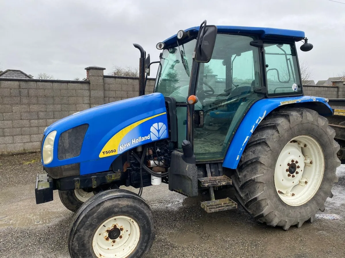 New Holland T5050 - Image 1
