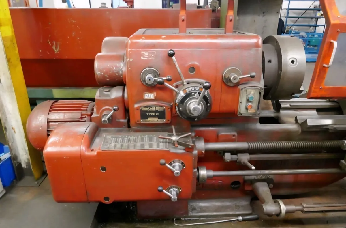 Dean smith grace lathe.  Metric.  Imperial tooling - Image 1