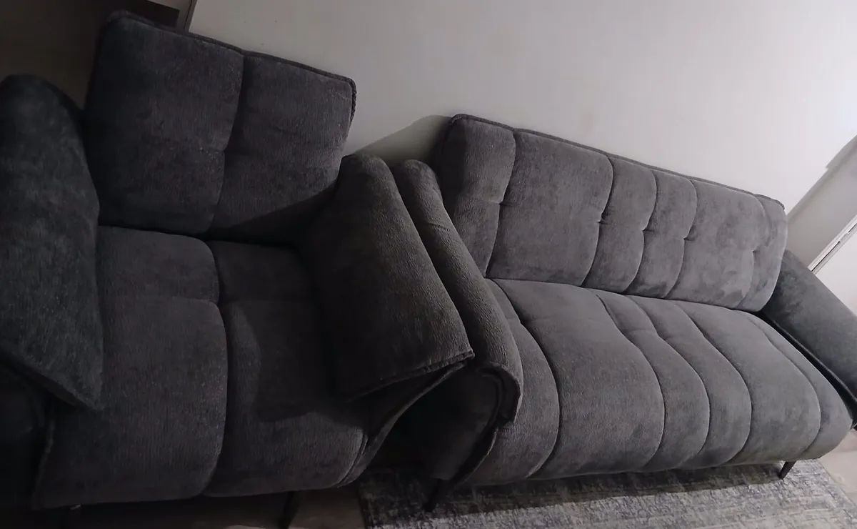 Sofa - Image 4
