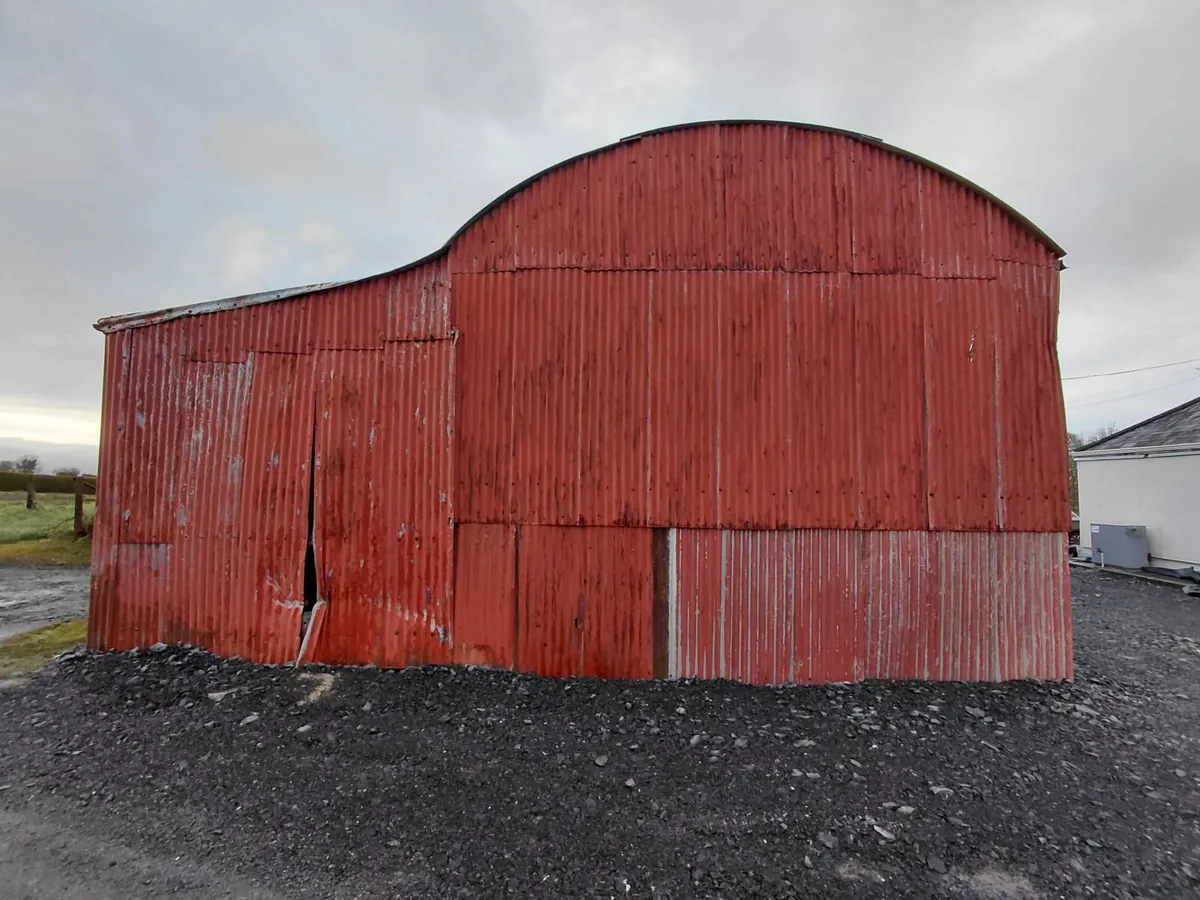 30 ft x 28 ft Hayshed w/ Lean-to - Image 1