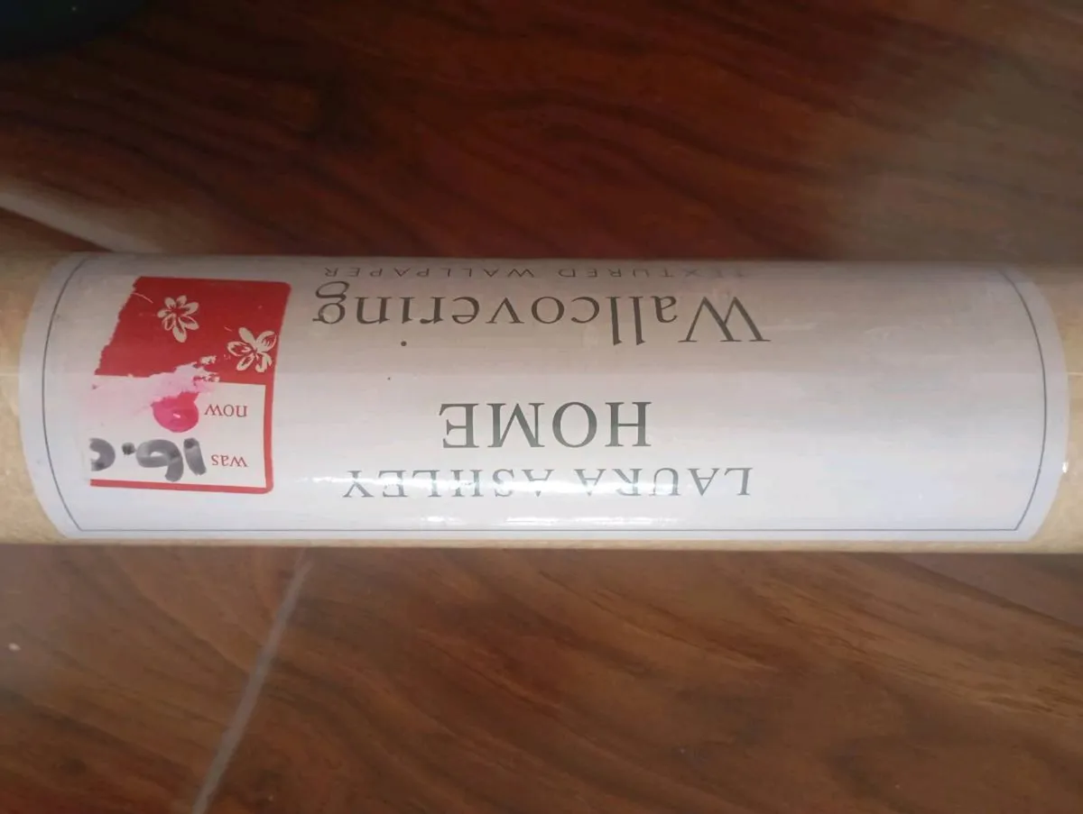 Laura Ashley Wallpaper - Image 1