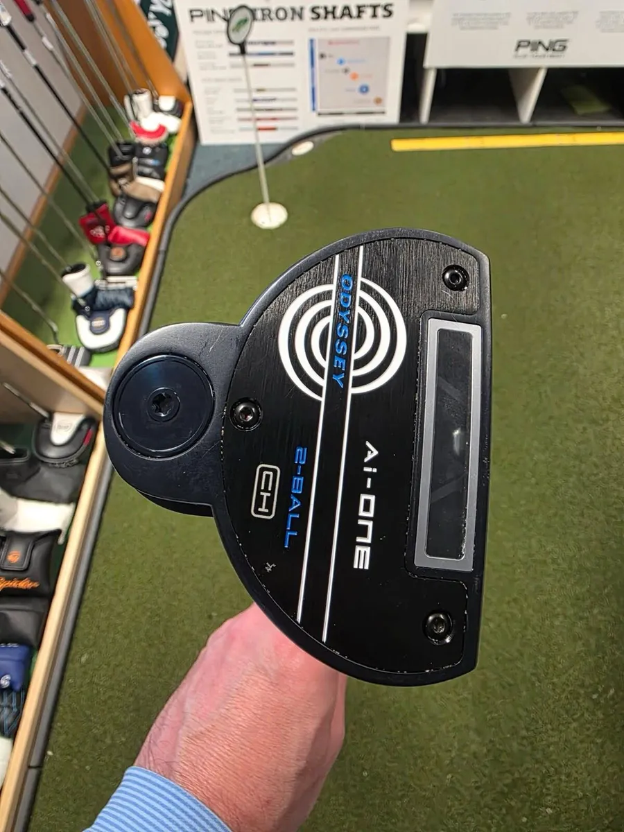 Odyssey Ai-One 2-Ball Putter - Image 1