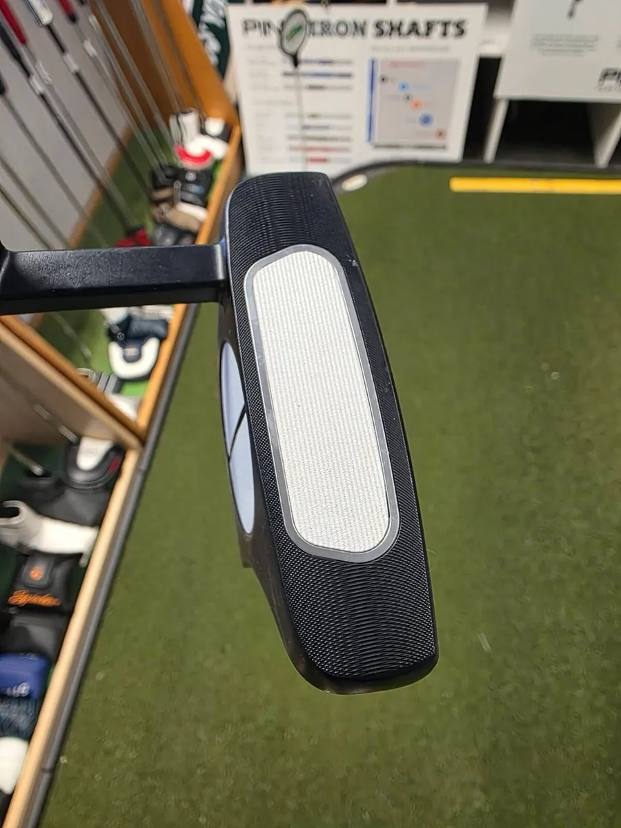 Odyssey Ai-One 2-Ball Putter - Image 3