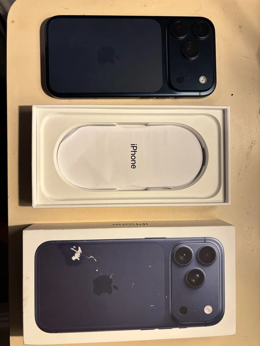 iPhone 17 pro 256GB deep blue - Image 3