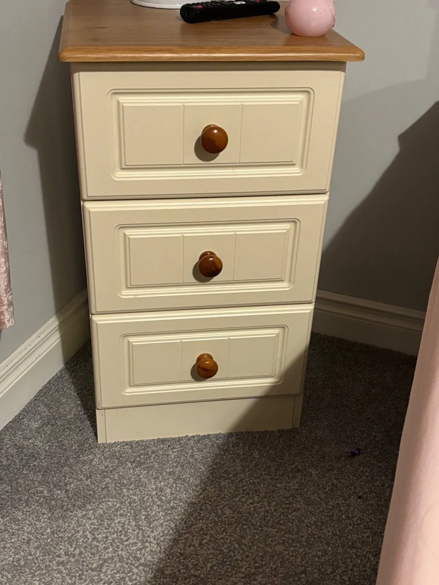 4Ft Bed, Locker and Drawers - Image 2