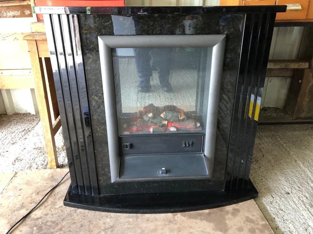 Electric fireplace