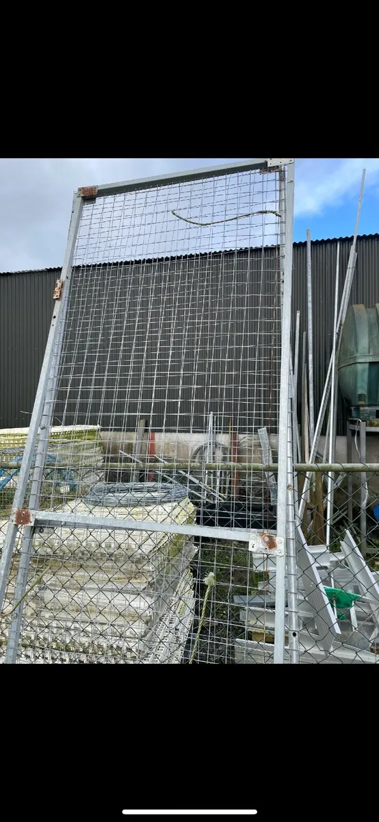 Poultry partition gates - Image 1