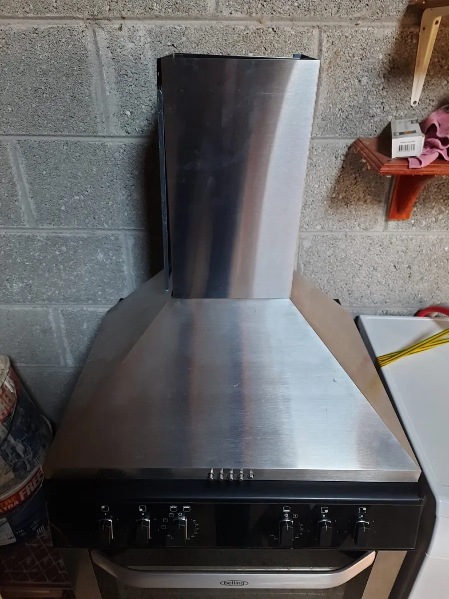 Cooker & cooker hood - Image 1