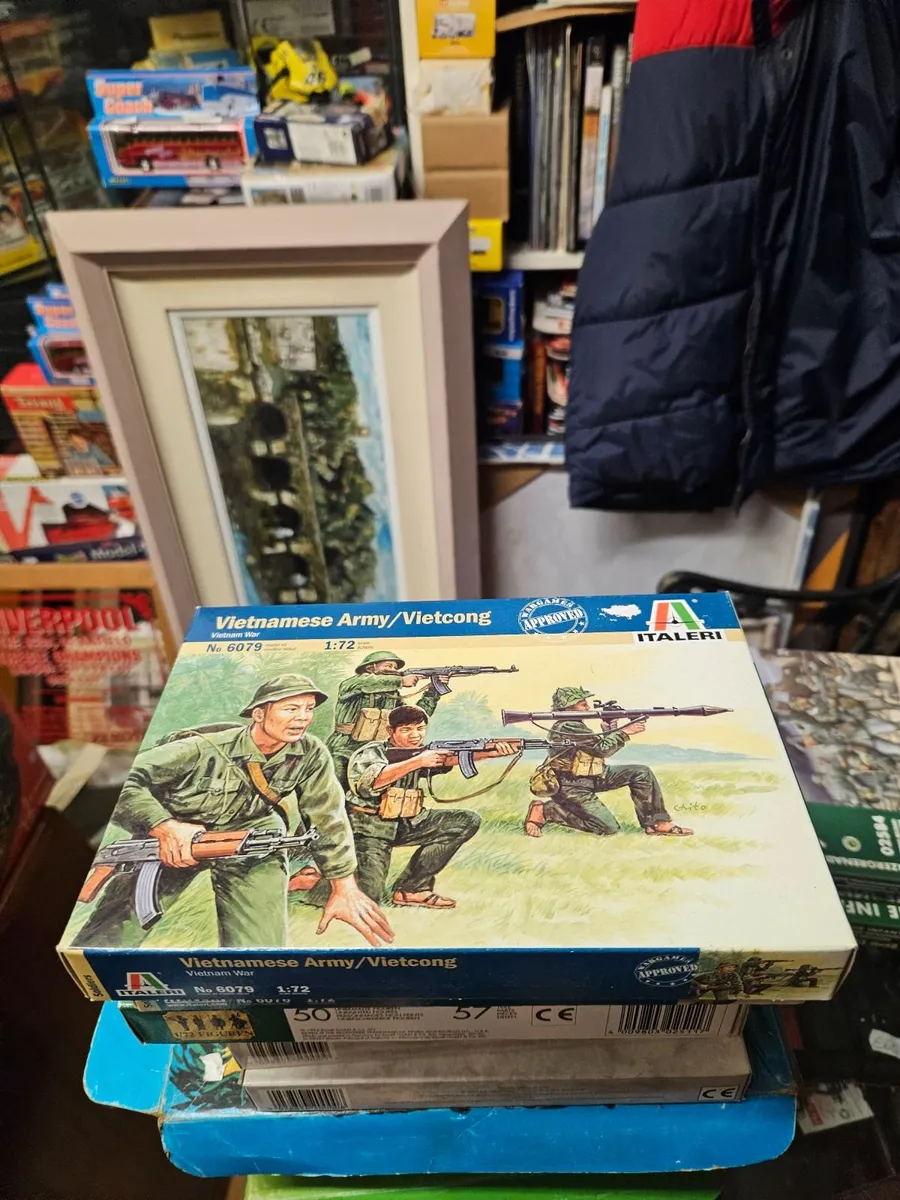 Airfix Italeri Vietnamese Viet Cong Soldiers