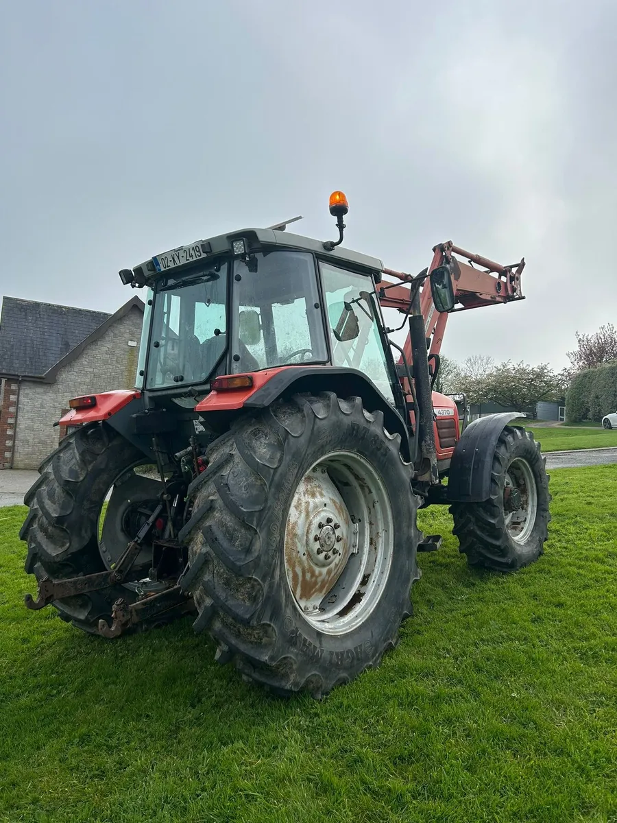 Massey 4370 - Image 3