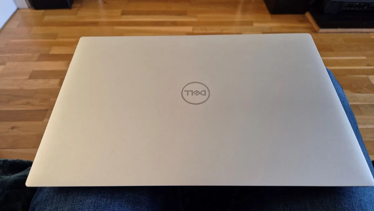 Dell XPS laptop, 64GB RAM, 4.5TB SSD + accessories - Image 4