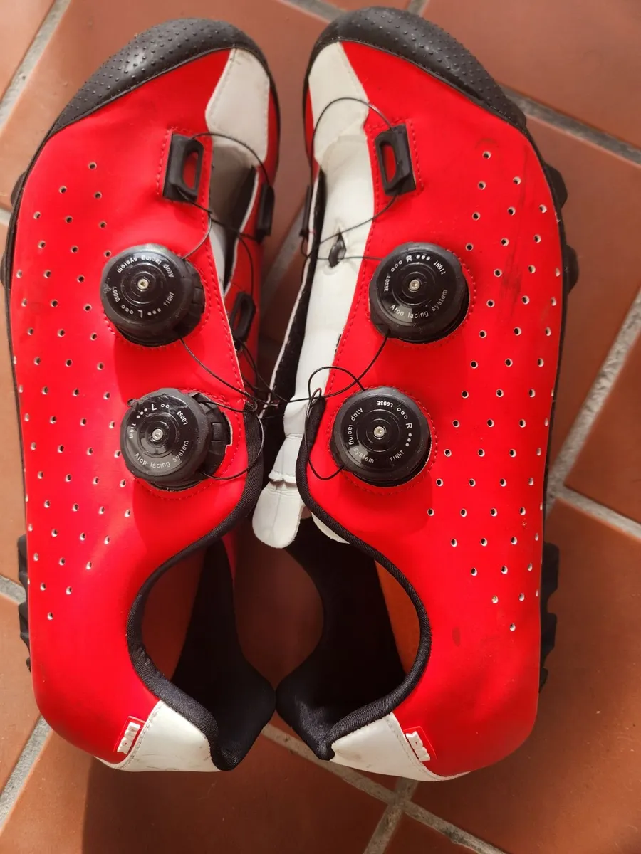 Cycling Shoes - Image 4