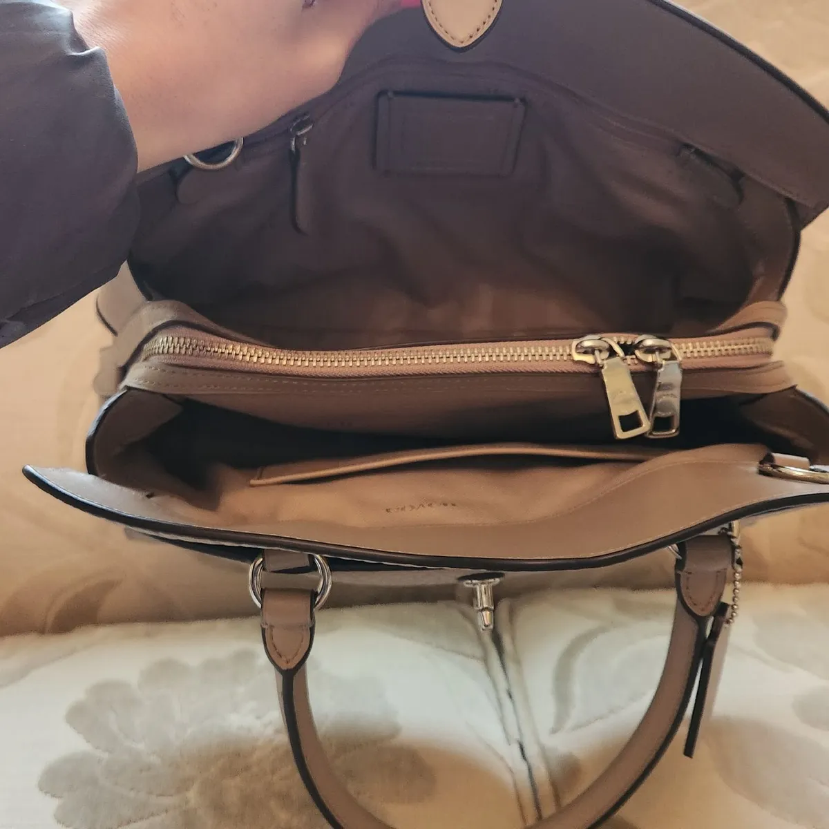 Coach handbag brand new - Image 2