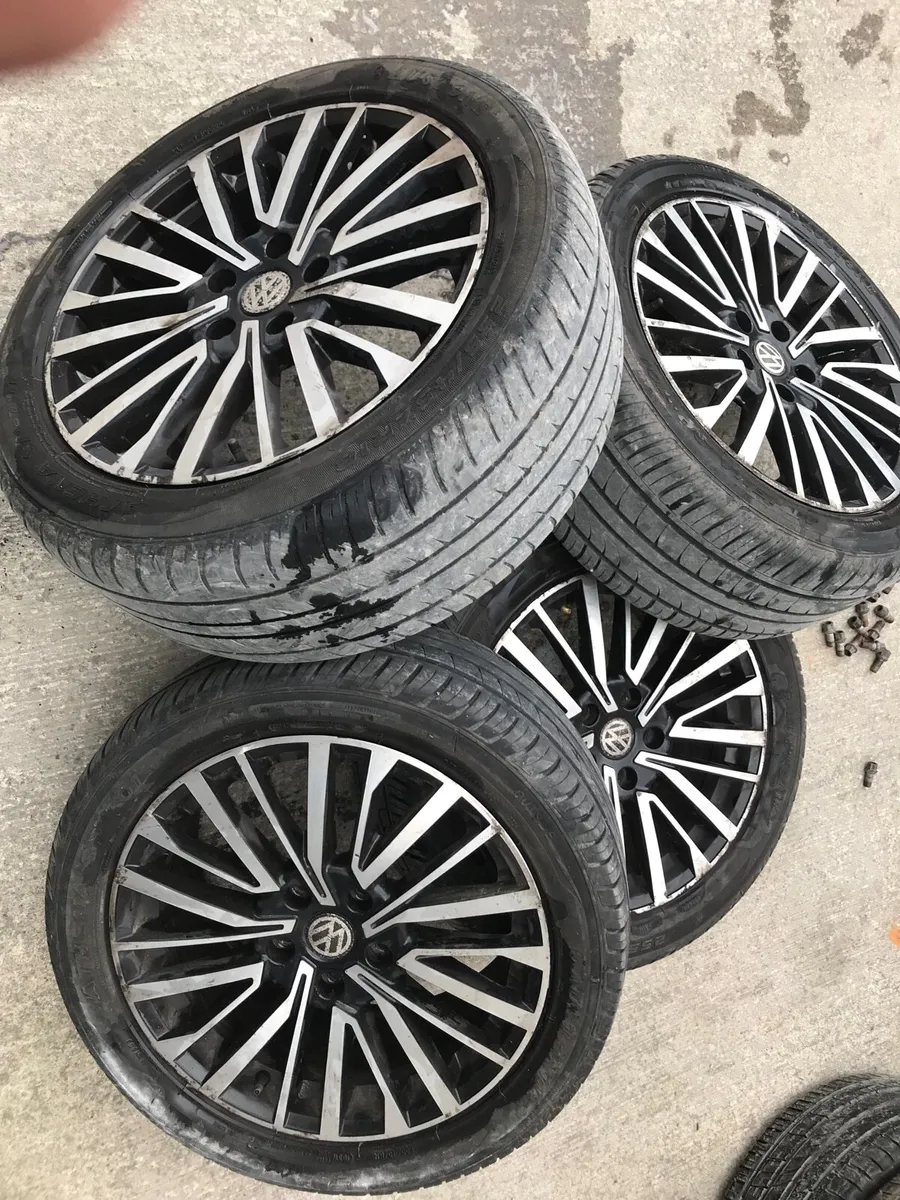 Transporter T5 T6 18” alloys - Image 2