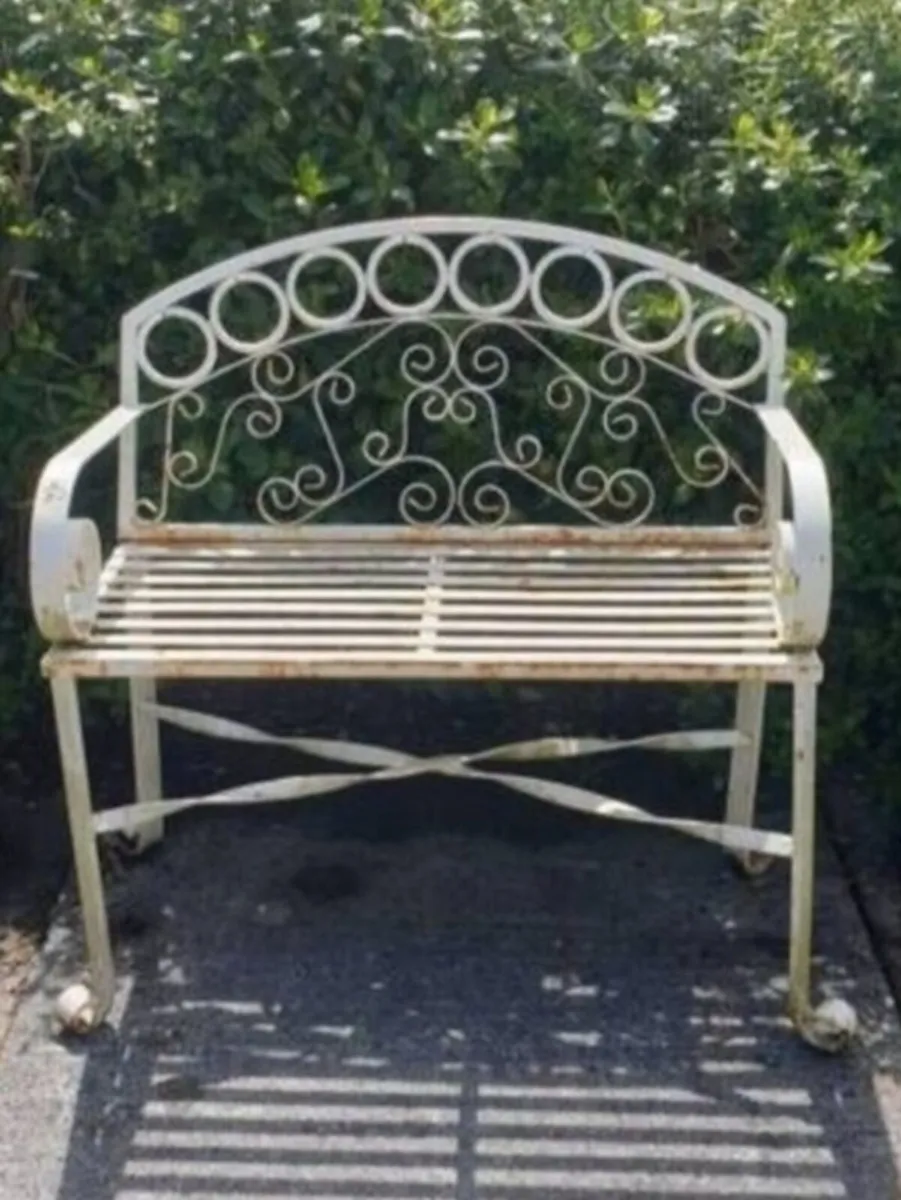 Garden love seat - Image 1