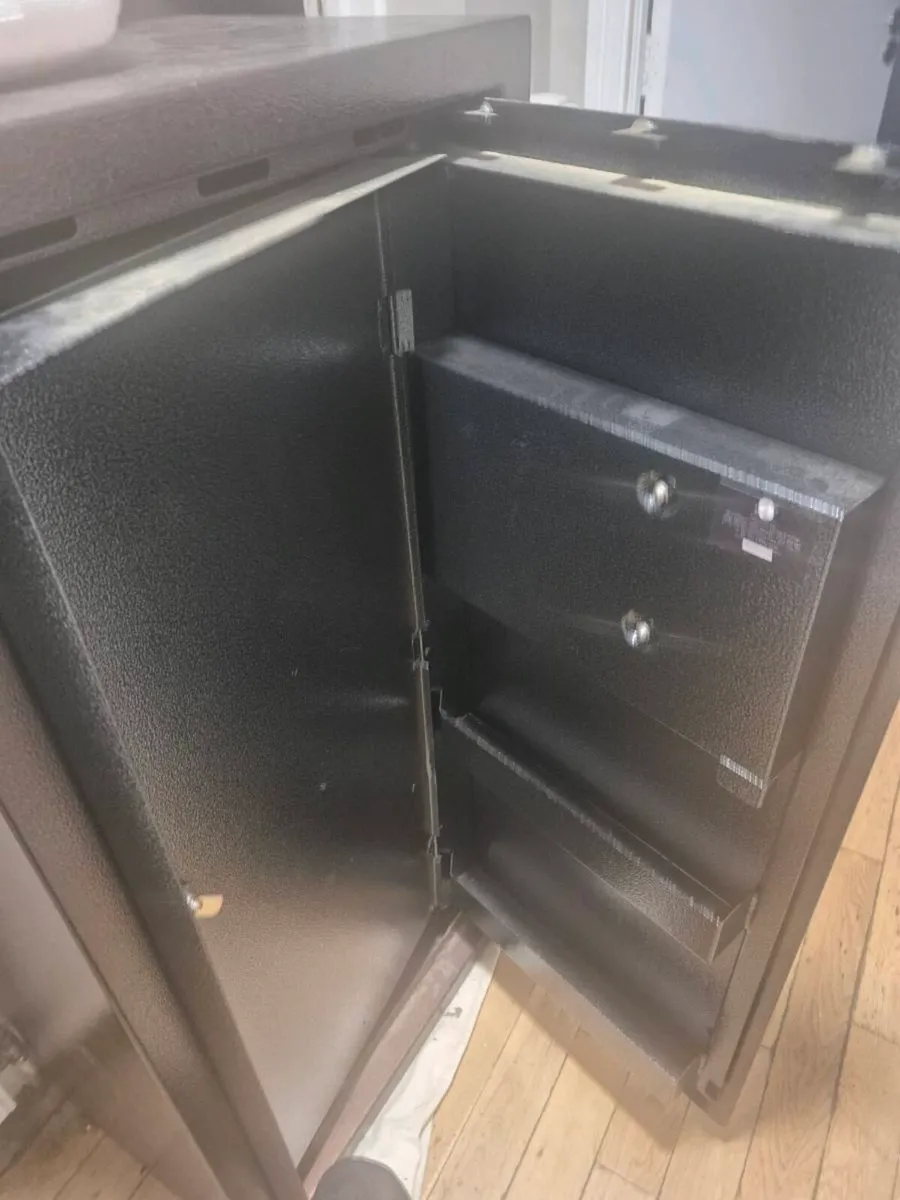 Gun Safe - Image 1