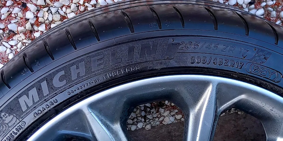 OEM Ford Alloys 17inch 4x108 - Image 4