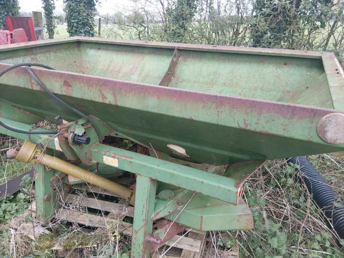 Bale soft hands and Amazon spreader - Image 2