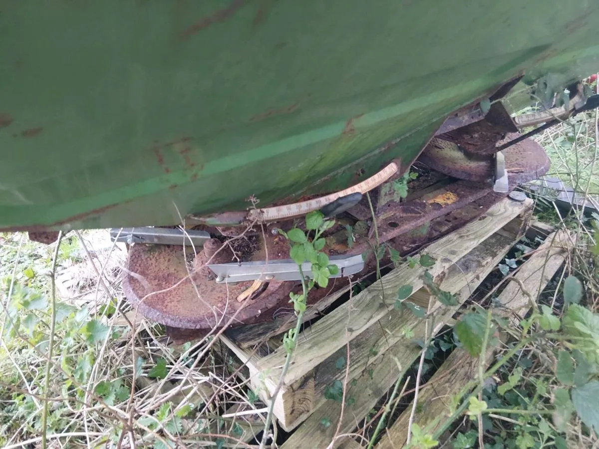 Bale soft hands and Amazon spreader - Image 3