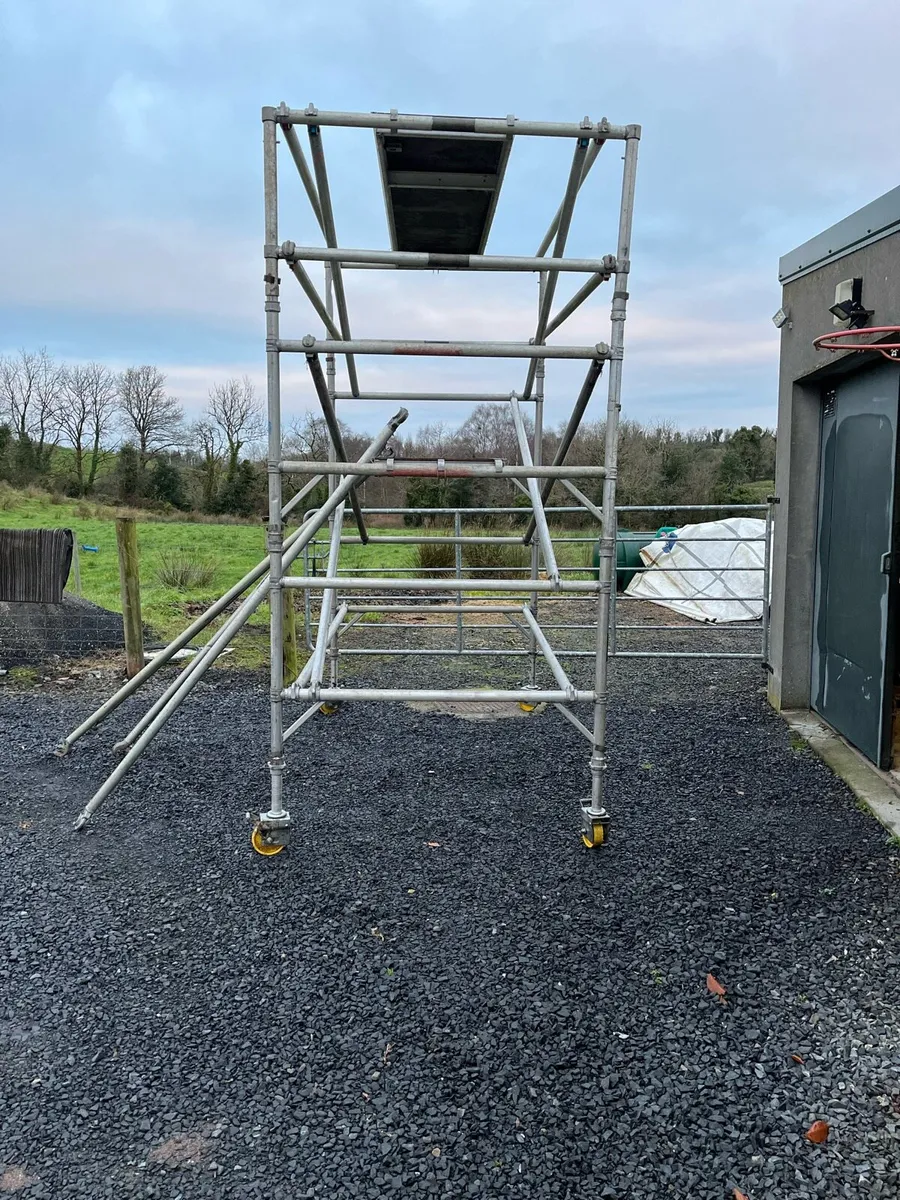 Scaffolding tower - Image 3