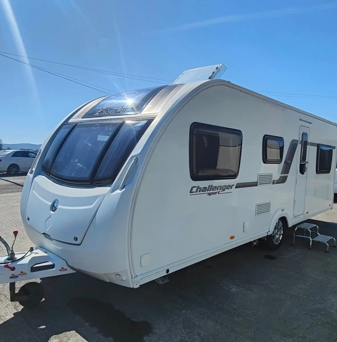 Lightweight 2014 Swift 6/7 berth & mover & Awning - Image 1