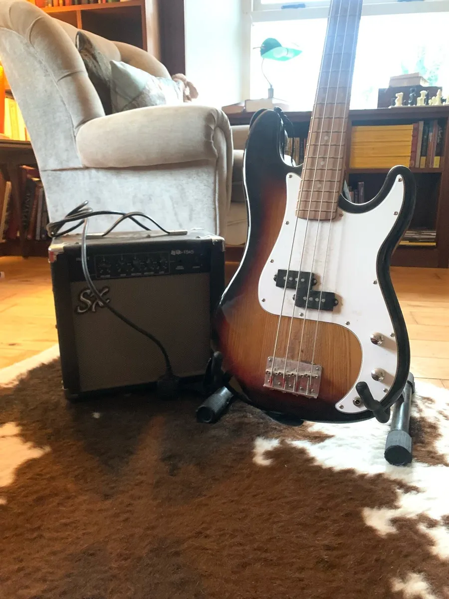 SX bass guitar - Image 1