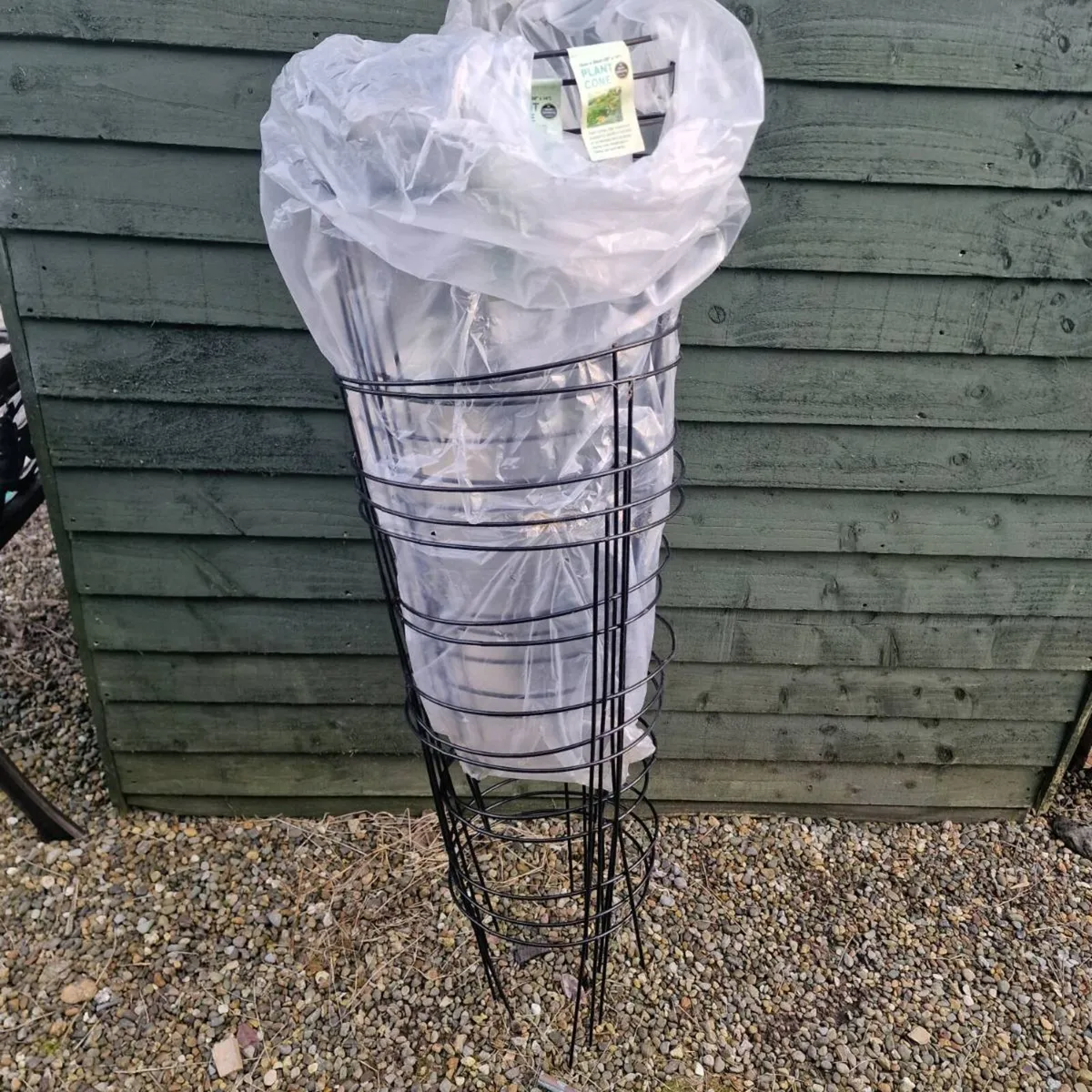 Tomato cages - Image 2