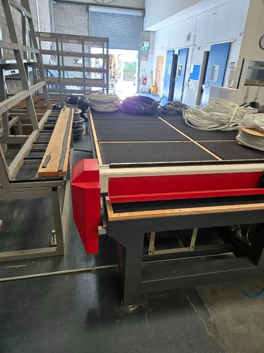 CNC Glass Cutting Machine - Image 3