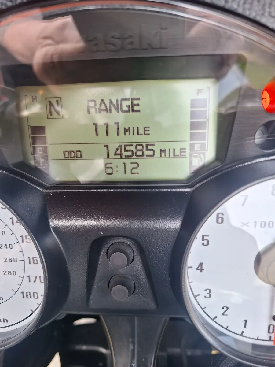 Kawasaki zzr 1400 - Image 3