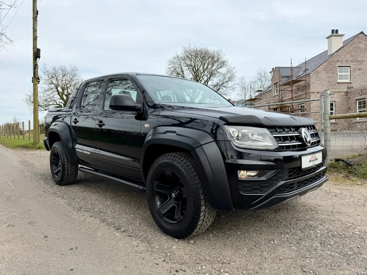 2019/192 Volkswagen Amarok Aventura Black Edition - Image 4