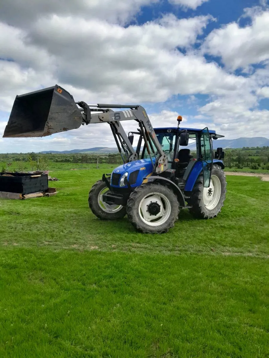 New Holland T5050 with Mx front loader - Image 3