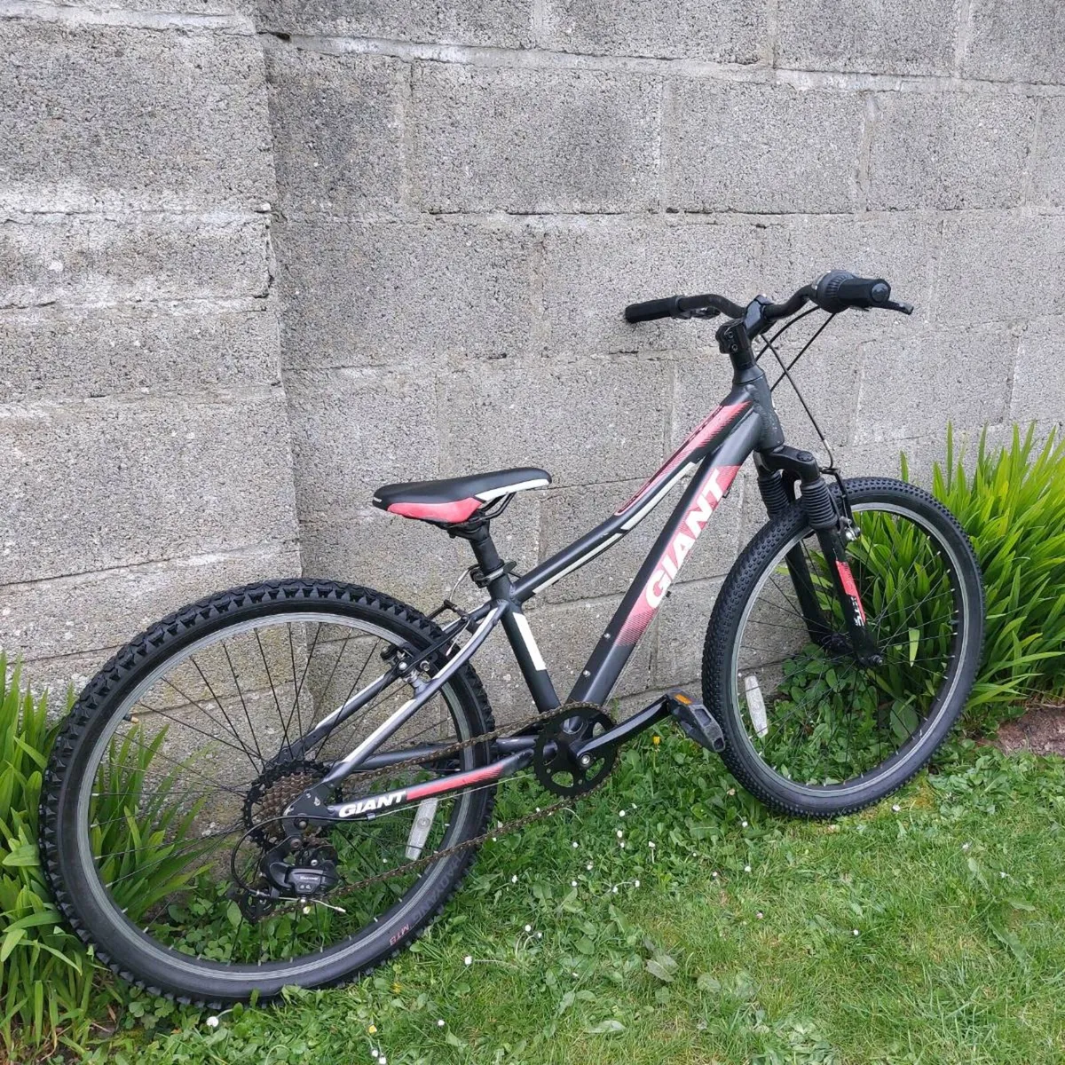 Giant XTC JR 24" wheel kids bike - kids aged 7-12 - Image 3