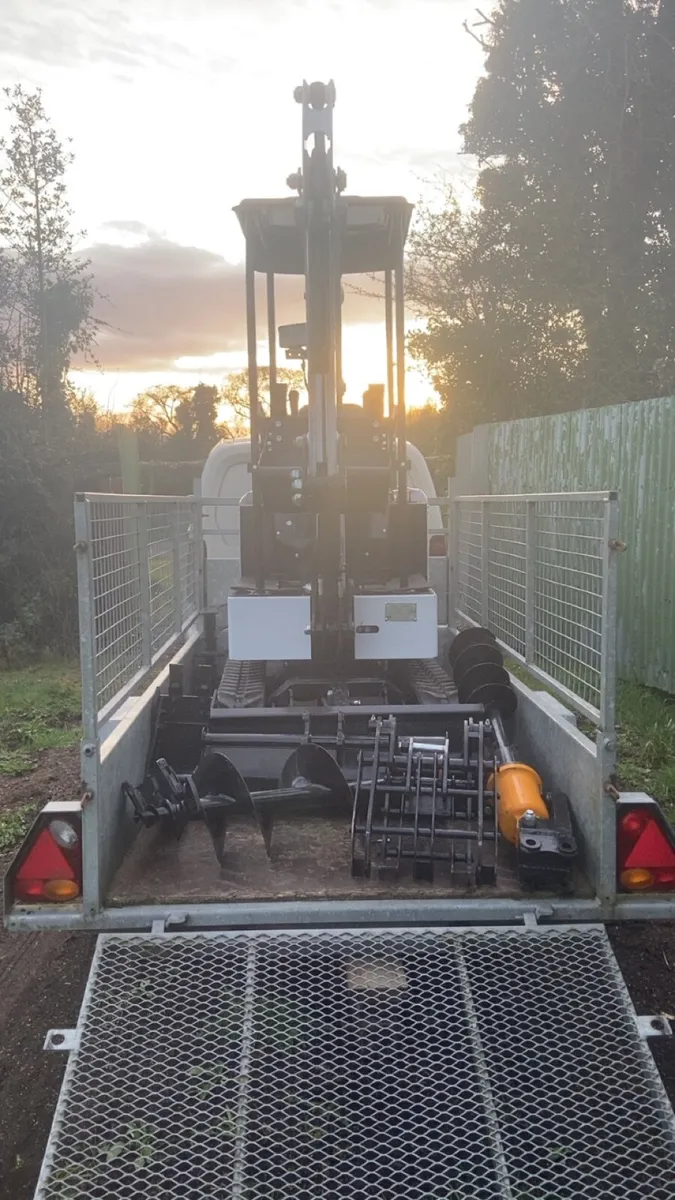 Mini Digger - Image 3