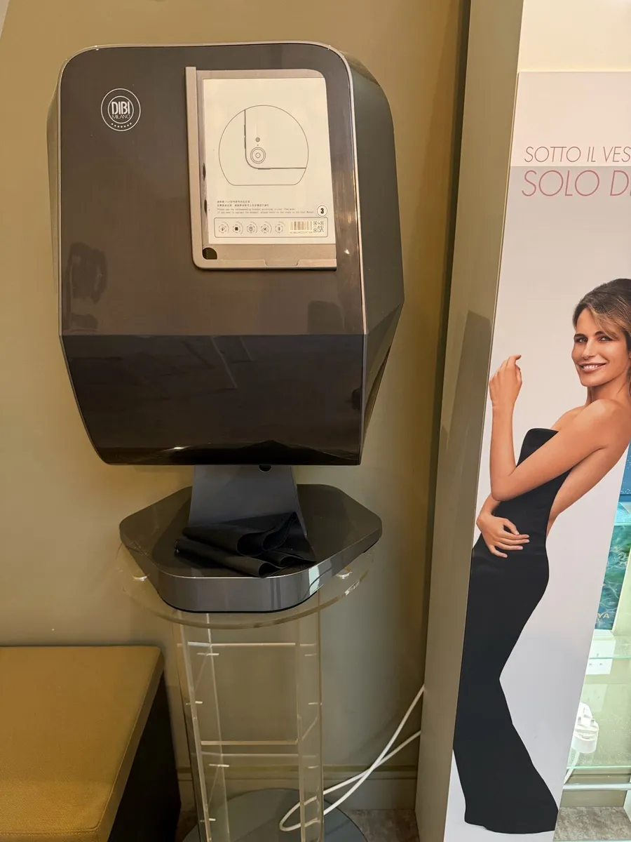 Dibi Milano Skin Analyser - Image 1