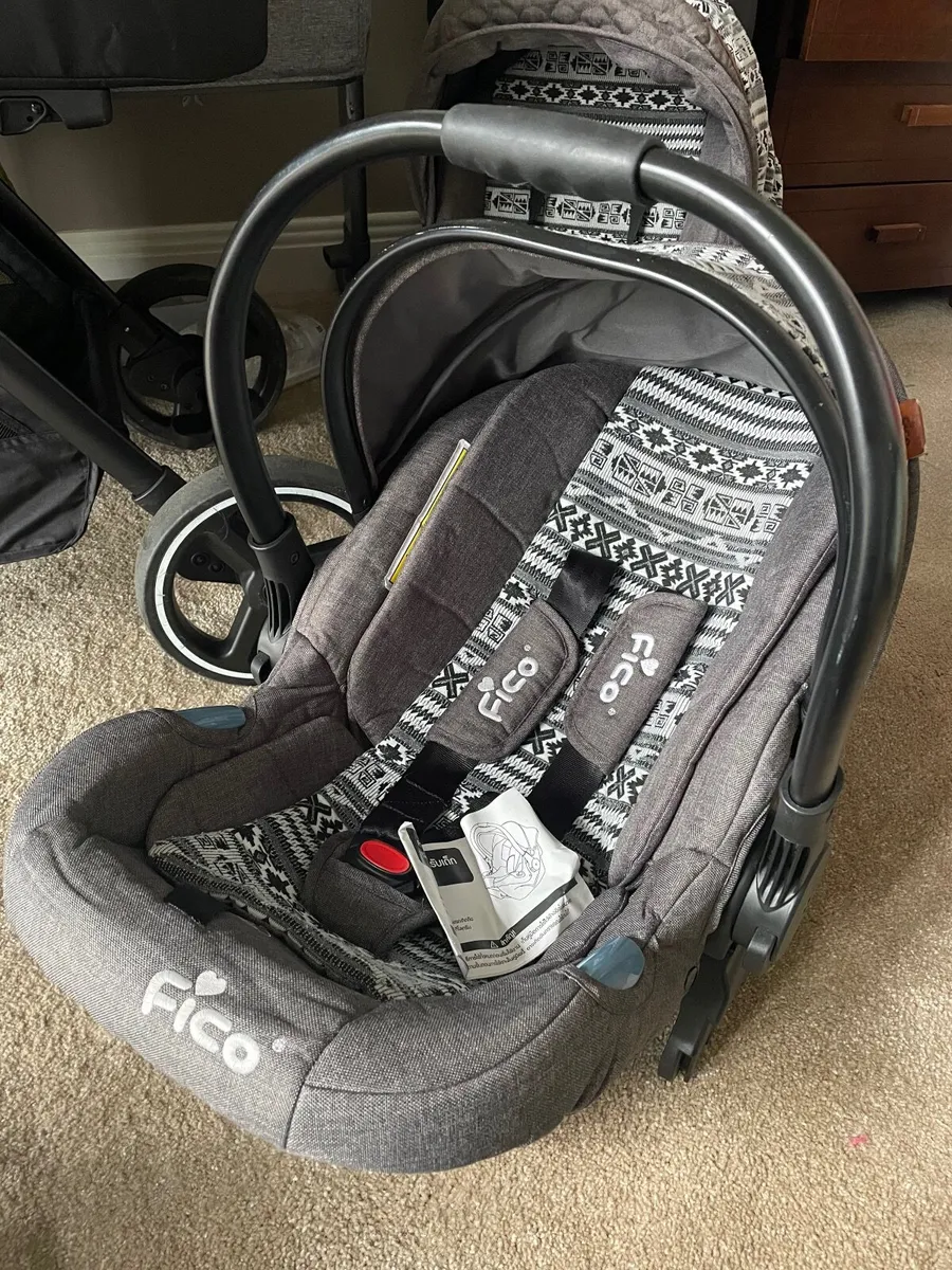 Fico Complete Travel system - Image 3