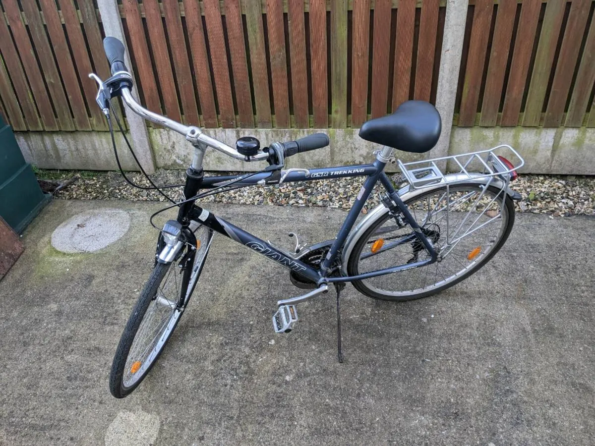 Giant GSR Trekking Bicycle (Size Large) - Image 2