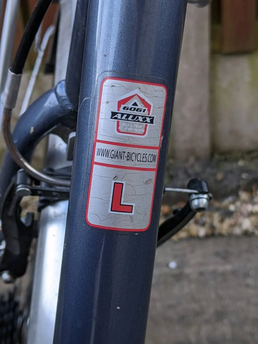 Giant GSR Trekking Bicycle (Size Large) - Image 3