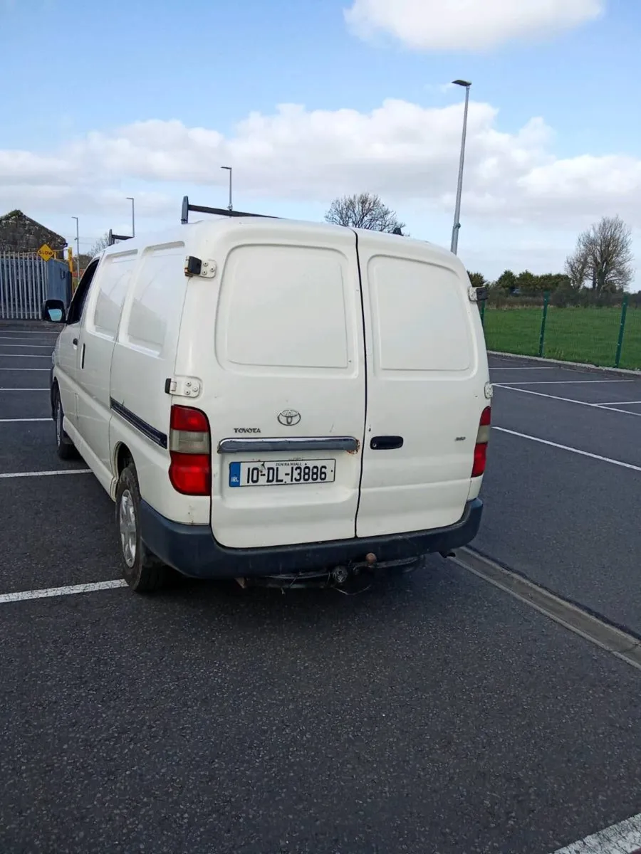 Toyota Hiace - Image 3